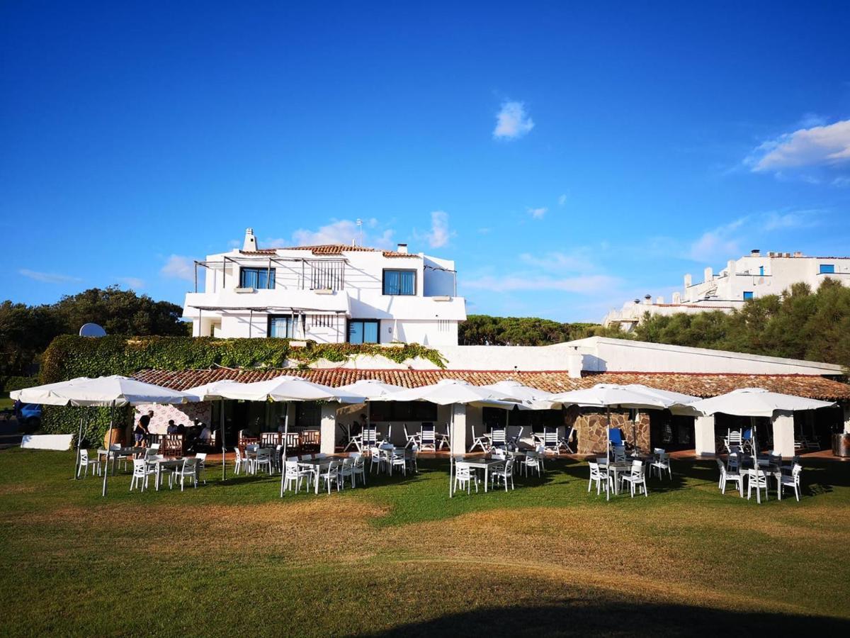 Hotel Della Baia バイア・ドミツィア エクステリア 写真