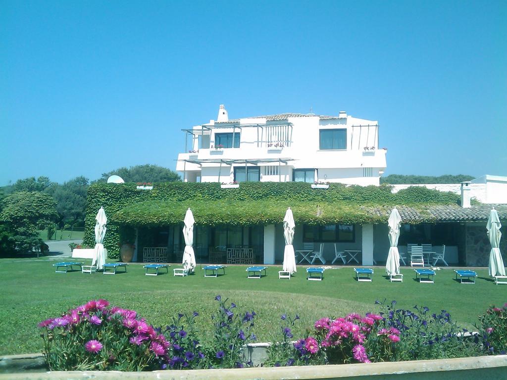 Hotel Della Baia バイア・ドミツィア エクステリア 写真